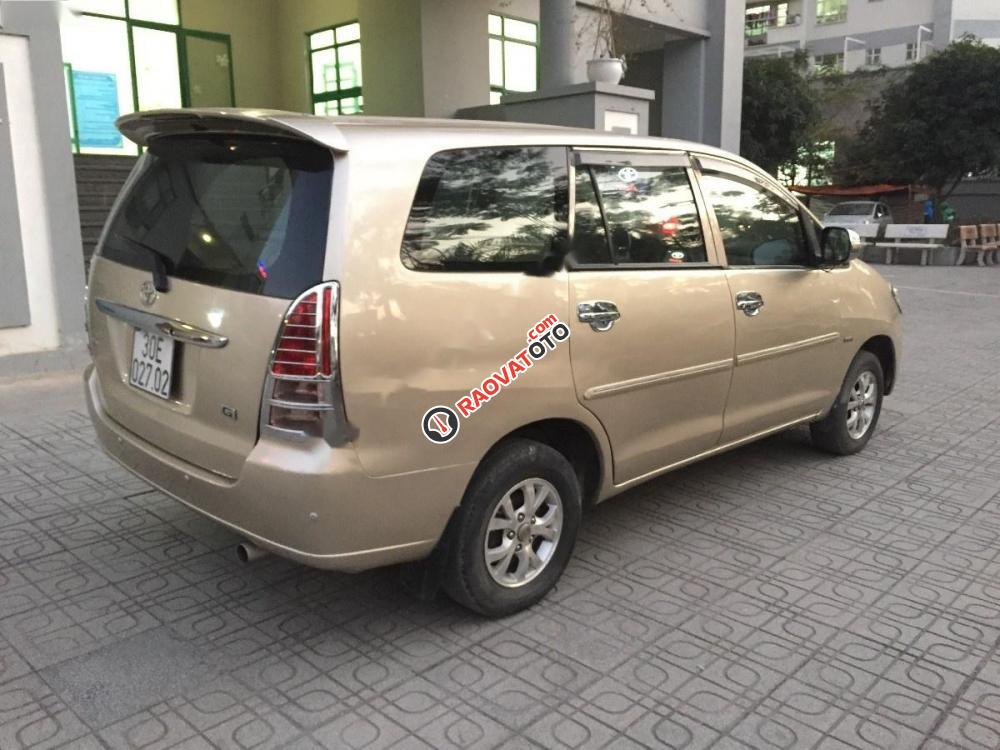 Bán xe Toyota Innova 2.0MT sản xuất 2008, màu vàng chính chủ-7