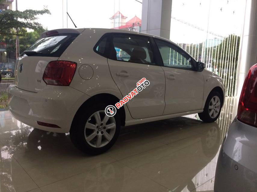 Bán Volkswagen Polo Hacthback 1.6L GP đời 2016, nhập khẩu, màu trắng. LH Hương 0902.608.293-0