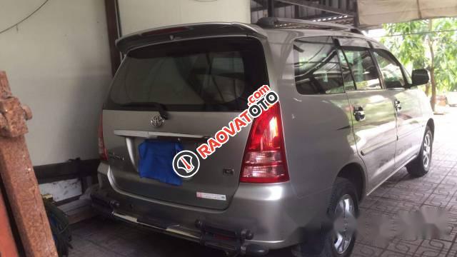 Bán Toyota Innova đời 2008, màu bạc, giá 390tr-2