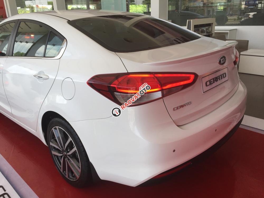 Ô tô Kia Cerato 2016 - K3 Facelift - Bán trả góp chỉ với 200tr ban đầu-0