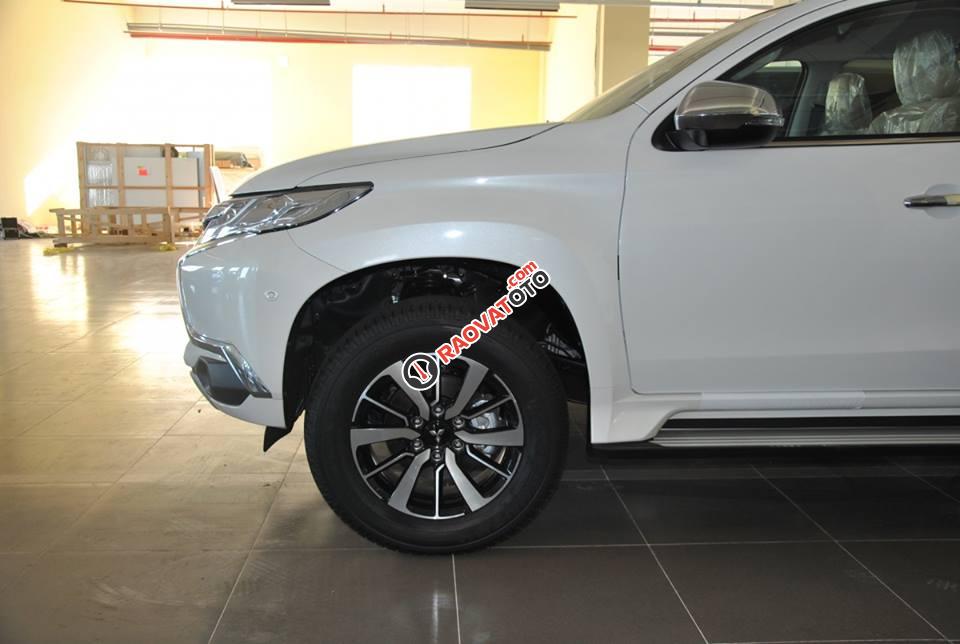 Cần bán xe Mitsubishi Pajero Sport 2017 nhập khẩu nguyên chiếc, khuyến mãi trong tháng 3/2018 tại Quảng Bình-4