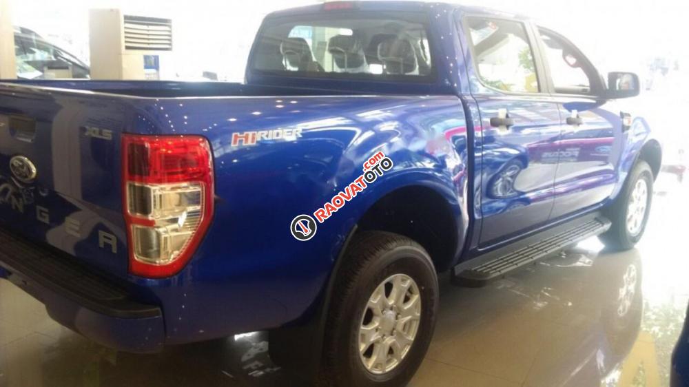 Bán Ford Ranger XLS AT đời 2017, màu xanh lam, xe nhập, giá cạnh tranh-1