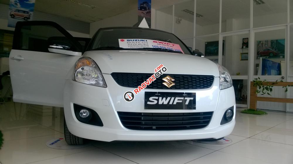 Suzuki Swift 2017 - Chỉ cần 8 triệu/tháng - Xe có sẵn-Tặng Option giá trị-0