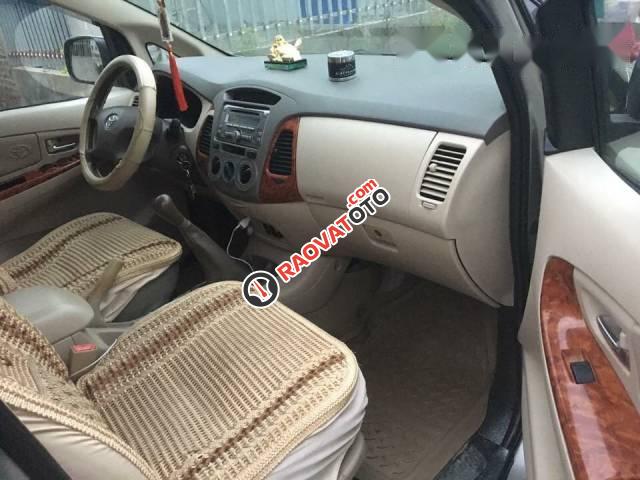 Bán xe Toyota Innova G đời 2008, màu bạc-3