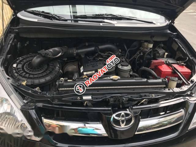 Bán Toyota Innova G đời 2006, màu đen, giá 315tr-0