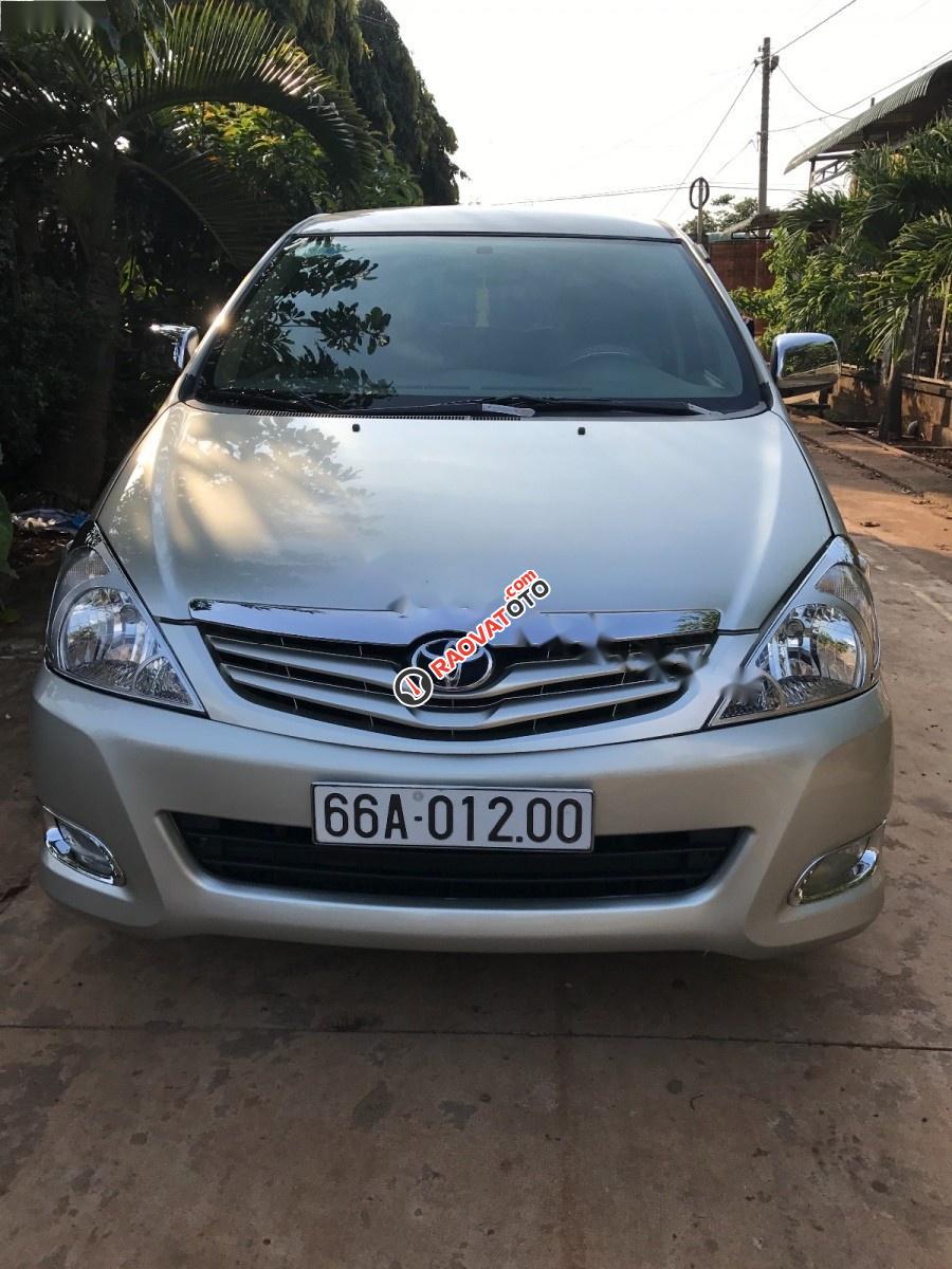 Bán xe Toyota Innova G 2007, màu bạc giá cạnh tranh-9