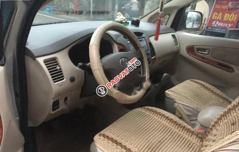 Bán xe Toyota Innova G đời 2008, màu bạc xe gia đình-3