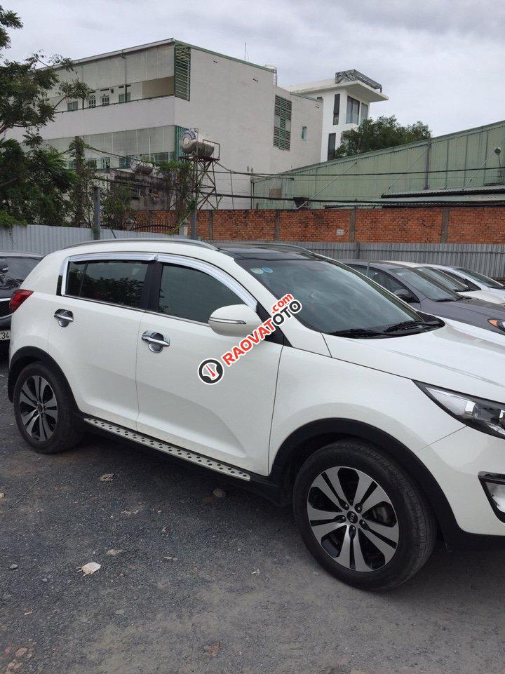 Bán Kia Sportage 2.0AT màu trắng, số tự động, nhập HQ 2013, biển Sài Gòn-0