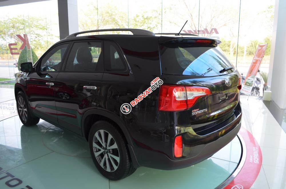 Kia Sorento 2017 giảm giá khủng tháng 10/2017. Lh 0909868944-3