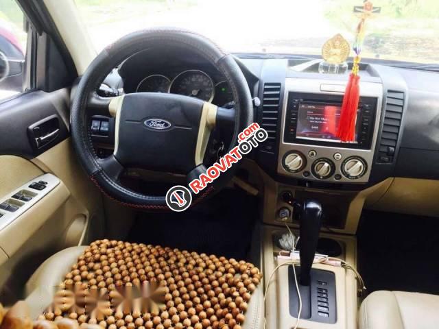 Chính chủ bán xe Ford Everest đời 2008, màu đỏ-4