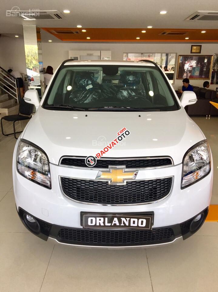 Bán Chevrolet Orlando số sàn mới, màu trắng, trả góp, có xe giao ngay, thủ tục nhanh gọn- ĐT: 09.386.33.586-1