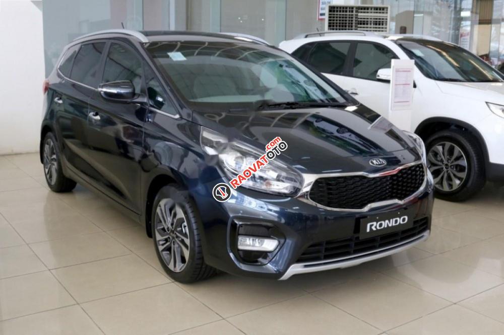 Cần bán Kia Rondo năm 2017, màu xanh lam-0