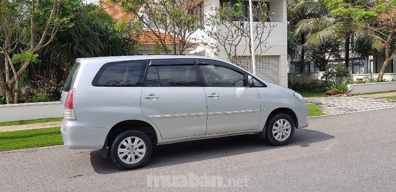 Bán Toyota Innova G đời 2011, màu bạc, nhập khẩu chính hãng, chính chủ-0