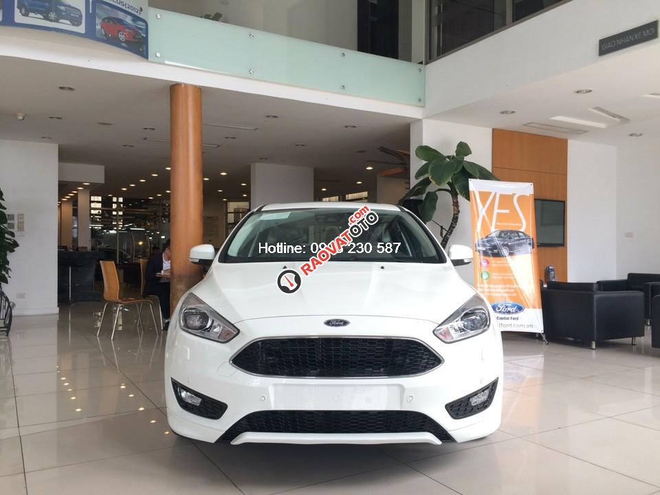 Bán xe Ford Focus Ecoboots 2018 giao ngay, khuyến mãi lớn cuối năm-1