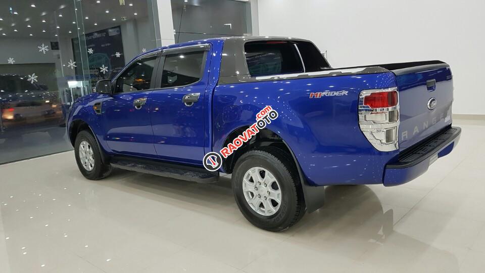 Bán Ford Ranger XLT 4x4MT model 2017 mới 100%, đủ màu giao xe ngay, nhập khẩu-0