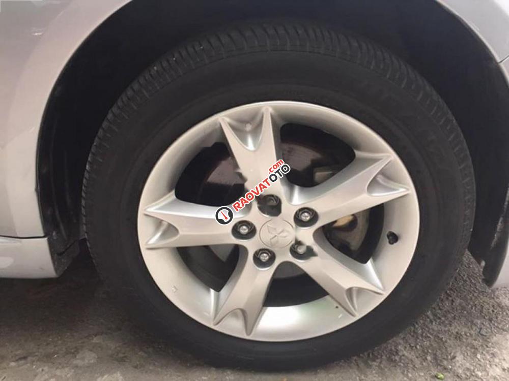 Cần bán lại xe Mitsubishi Grandis đời 2008, màu bạc, xe gia đình-8