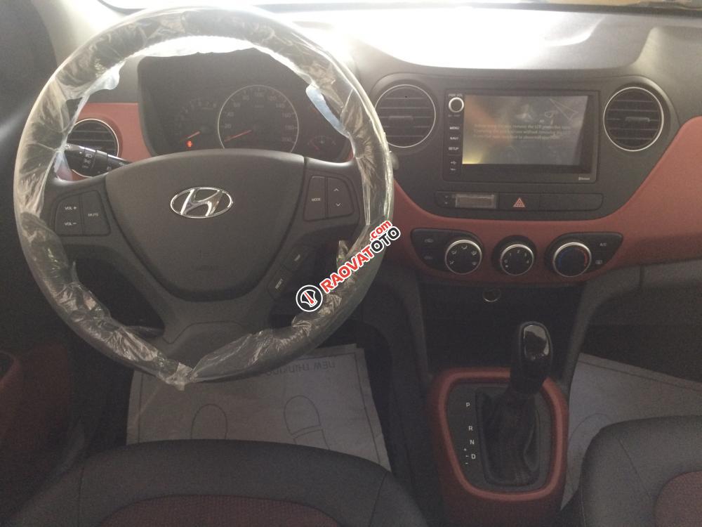 Bán Hyundai Grand i10 CKD 2018 vàng cam, giá nét giao ngay, khuyến mãi đầy đủ-0