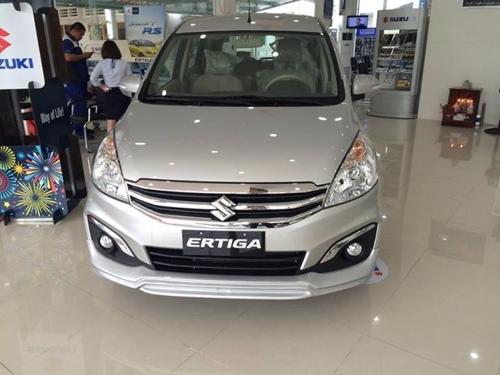 Bán ô tô Suzuki Ertiga sản xuất 2017, màu bạc, nhập khẩu nguyên chiếc-1