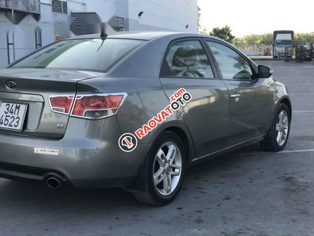 Chính chủ bán xe Kia Forte đời 2010, giá 328tr-3