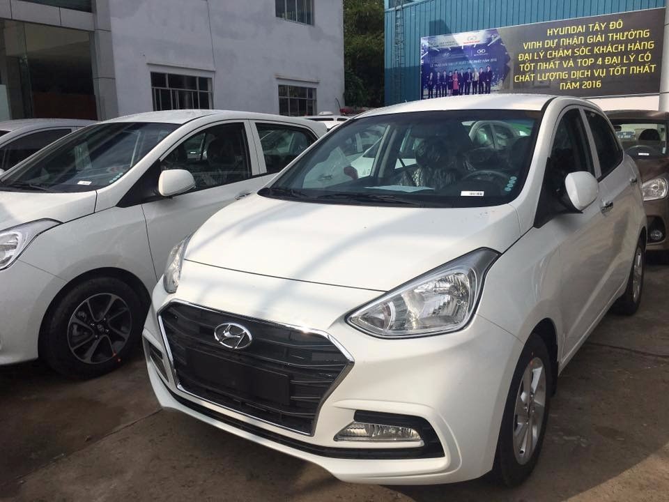 Cần bán Hyundai Grand i10 sản xuất 2017, màu trắng, xe nhập-1