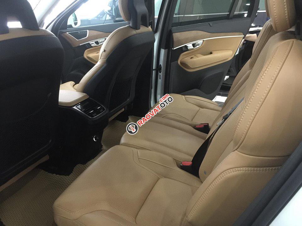 Bán Volvo XC90 model 2016 xe lướt đẹp, màu trắng, xe nhập khẩu - LH 0985102300-3