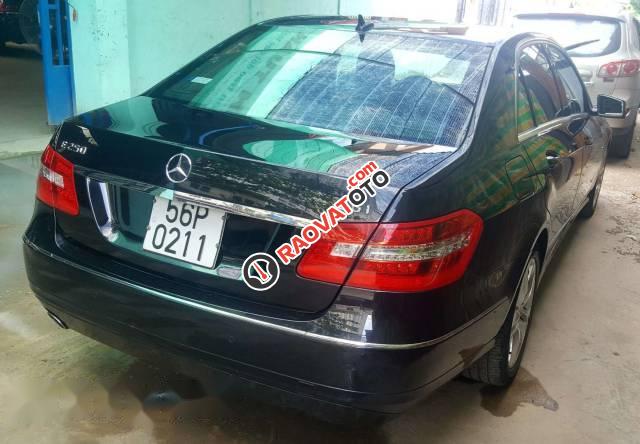 Bán Mercedes E250 đời 2009, màu đen như mới-3