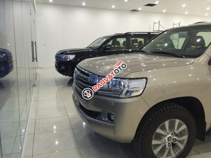 Toyota Landcruiser đen, full option, 2017 - Cập nhật lô xe tháng 4 - Đại Lý Toyota Mỹ Đình/ hotline: 0973.306.136-13