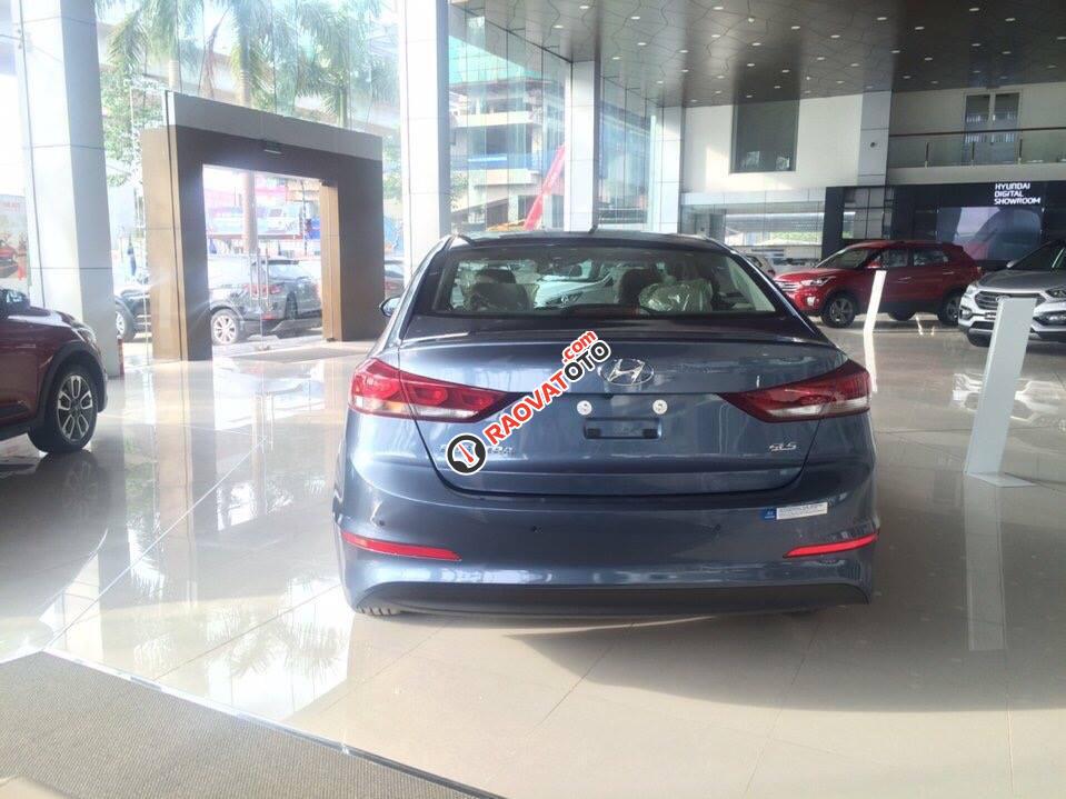 Bán Hyundai Elantra đời 2018 màu trắng tại Hyundai Đắk Lắk, hỗ trợ vay vốn 80% giá trị xe, hotline 0935904141- 0948945599-12