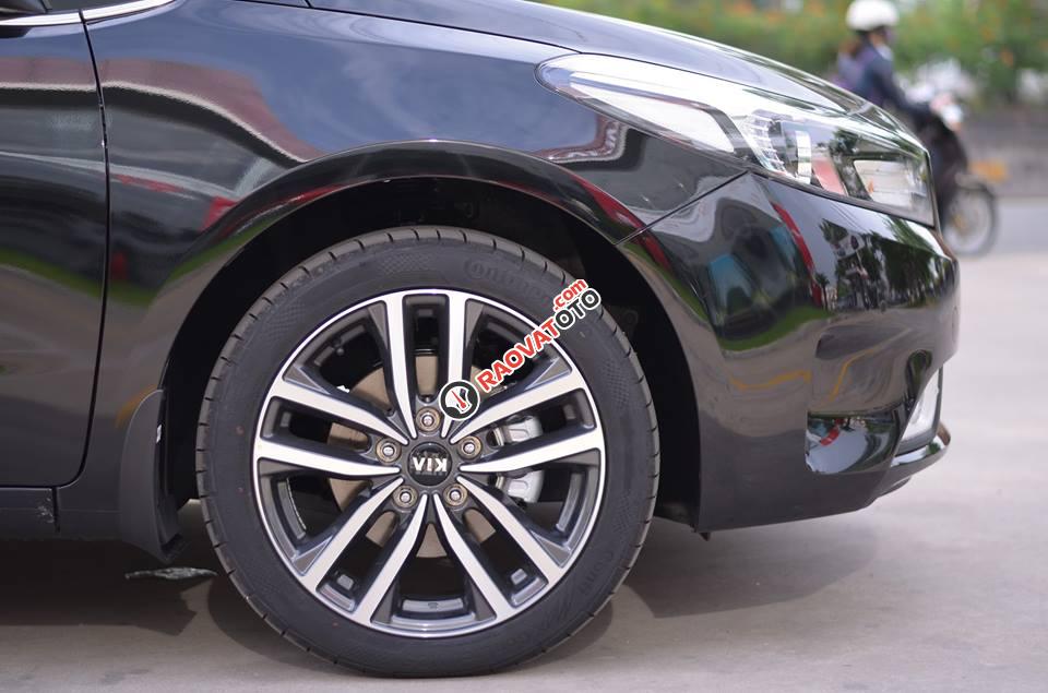 Cần bán Kia Cerato 2.0 AT, đời 2018, màu đen-8