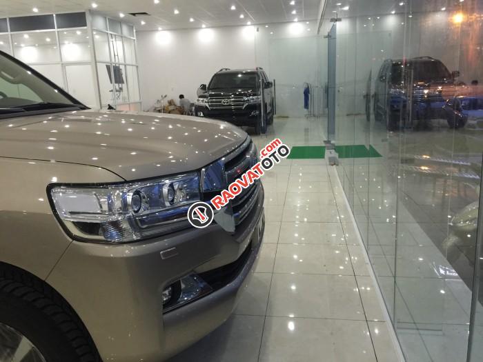 Toyota Landcruiser đen, full option, 2017 - Cập nhật lô xe tháng 4 - Đại Lý Toyota Mỹ Đình/ hotline: 0973.306.136-14