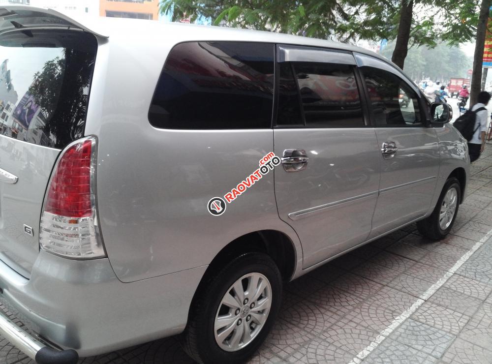 Bán xe Toyota Innova G màu ghi bạc, số sàn, SX cuối 2010, BS Hà Nội-3