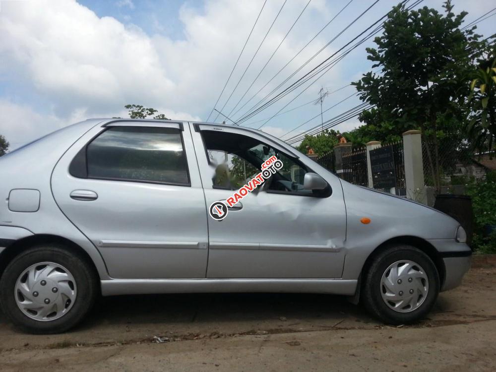 Cần bán lại xe Fiat Siena 1.3 đời 2001, màu bạc, 65tr-0