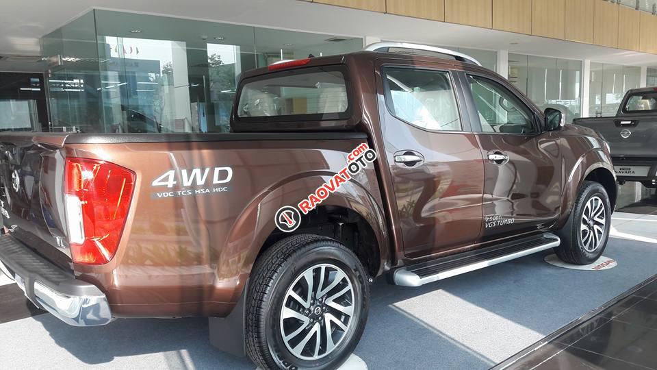 Bán xe Nissan Navara E đời 2017, màu nâu, nhập khẩu, giá 625tr-2