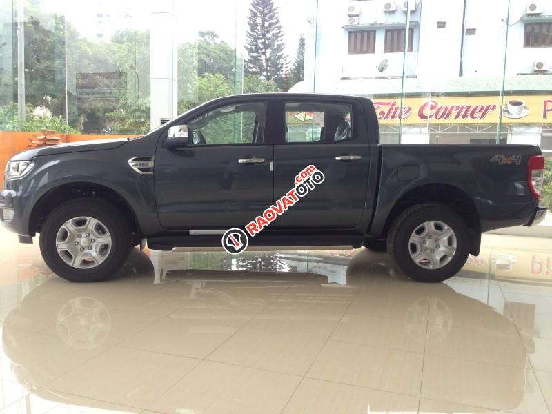 Trả góp Bank 80% và hỗ trợ giao xe tại Bắc Kạn, Ford Ranger XLT 2 cầu, số sàn 2017 phù hợp với địa hình-2