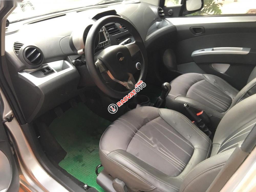 Bán Chevrolet Spark LT đời 2013, màu bạc-6