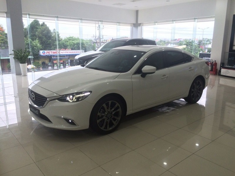 Bán ô tô Mazda 6 đời 2016, màu trắng, xe nhập-1