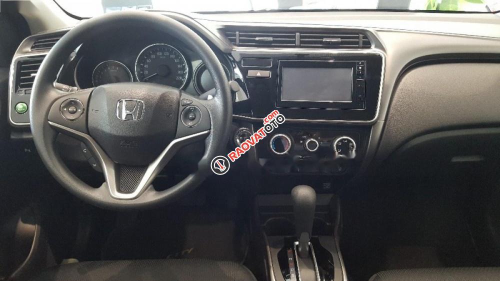 Bán xe Honda City 1.5TOP năm 2017, màu trắng-3