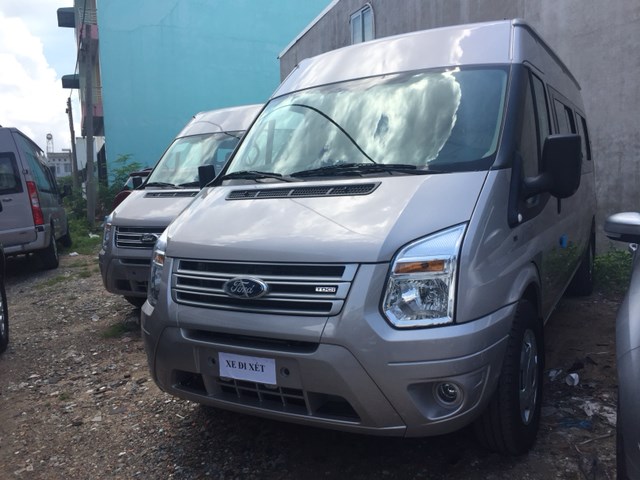 Cần bán Ford Transit đời 2017, màu bạc, xe nhập, 790 triệu-1