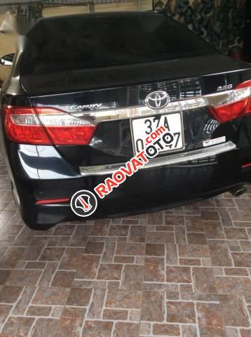 Bán gấp Toyota Camry đời 2013, màu đen còn mới-3