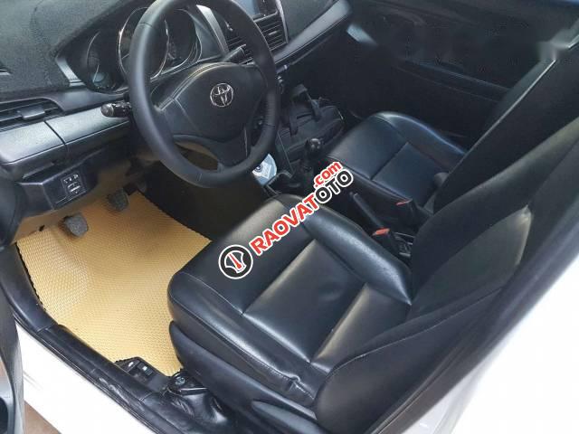 Cần bán xe Toyota Vios MT đời 2014, màu trắng-5