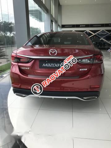 Bán Mazda 6 2.0 premim đời 2017, màu đỏ -1