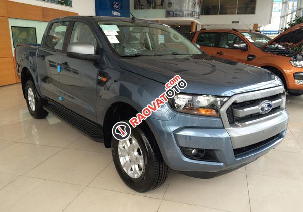 Bán Ford Ranger XLS AT, đủ màu giao xe ngay, giá sốc, tặng full phụ kiện, hỗ trợ vay ngân hàng 80% lãi suất thấp-0