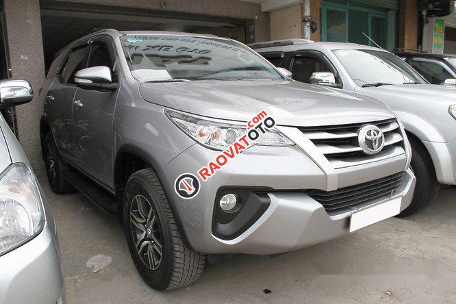 Cần bán Toyota Fortuner 2.4G đời 2017 số sàn-1