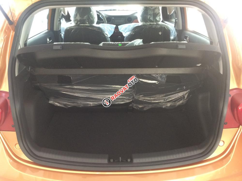 Bán Hyundai Grand i10 CKD 2018 vàng cam, giá nét giao ngay, khuyến mãi đầy đủ-3