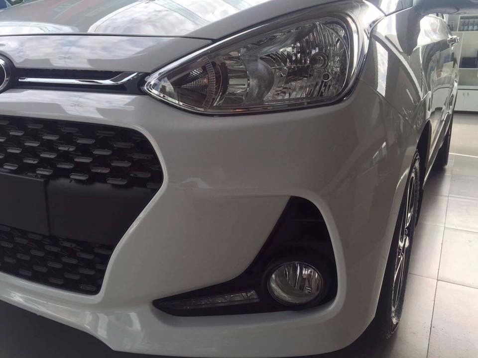 Cần bán xe Hyundai Grand i10 2017, màu trắng, nhập khẩu chính hãng-9