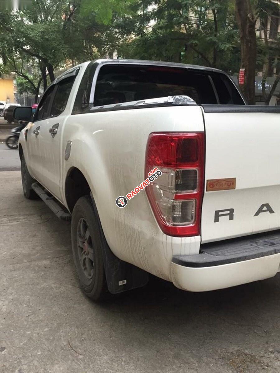 Bán xe Ford Ranger XLS 2.2AT đời 2015, màu trắng, nhập khẩu chính chủ, giá 545tr-2