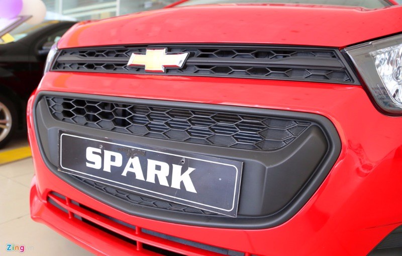 Bán xe Chevrolet Spark đời 2017, màu đỏ, nhập khẩu nguyên chiếc-10