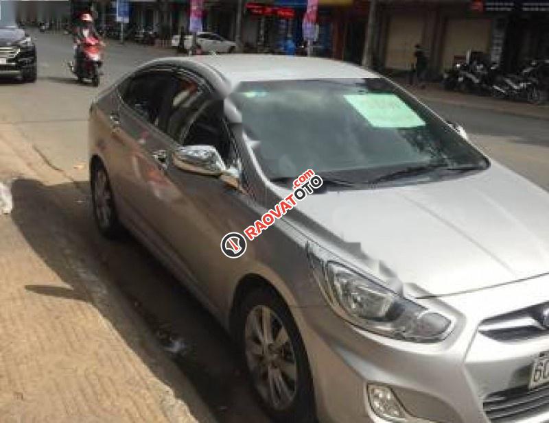 Bán xe Hyundai Accent đời 2012, màu bạc, xe nhập-4