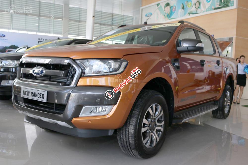 Bán Ford Ranger Wildtrak 3.2L 4x4 Navi, hỗ trợ vay 80%, kèm nhiều quà tặng giá trị-0