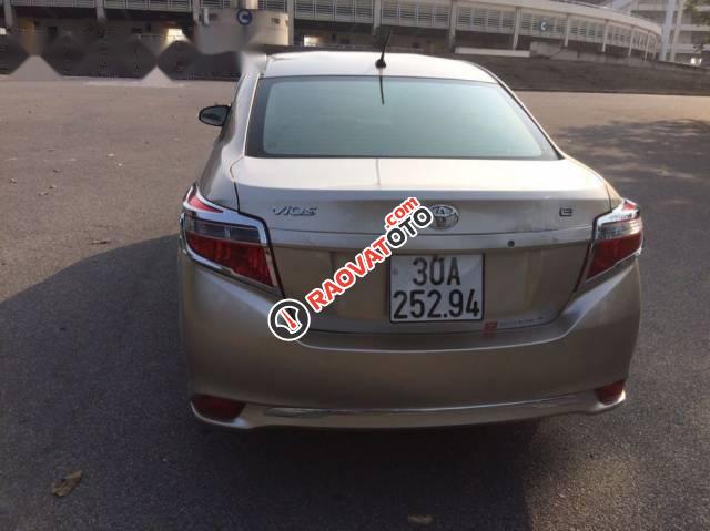 Bán Toyota Vios E đời 2014 chính chủ, 405tr-2